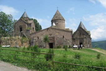 Bild: Klosteranlage Goshavank