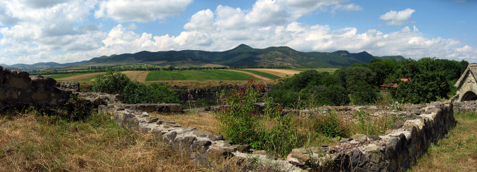 Bild: Kirchenruine Sugrugascheni