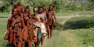 Bild: Besuch bei den Himba Bild: Besuch bei den Himba