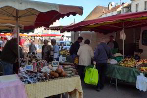Markt in Avallon