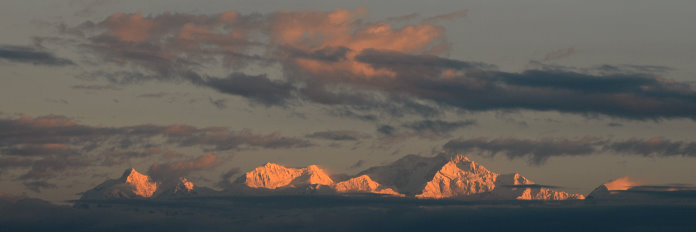 Bild: Der Kanchendzonga im Sonnenaufgang
