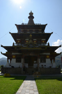 Bild: Die Stupa im Gegenlicht