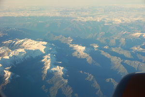 Bild: Blick aus dem Fleiger über den Alpen