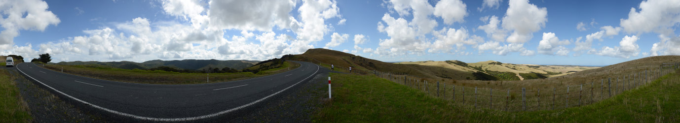 Bild: Panorama auf dem Weg in den Norden. Man beachte: Elke ist 2 mal drauf :-) Bild: Panorama auf dem Weg in den Norden. Man beachte: Elke ist 2 mal drauf :-)