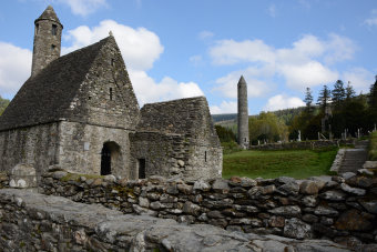 Bild: Die Klosteranlage von Glendalough