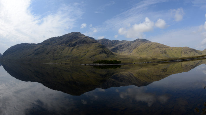 Bild: Spiegelung am Lough Doo Bild: Spiegelung am Lough Doo