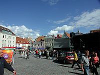 Bild: Tallinn Bild: Tallinn< - Marktplatz