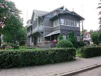 Bild: typisches Holzhaus Bild: typisches Holzhaus
