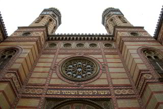 Die Synagoge von aussen Die Synagoge von aussen