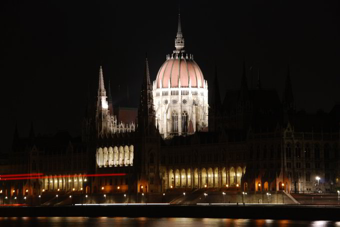 Parlament Parlament