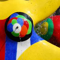 Brunnen von Niki de Saint Phalle in Chateau-Chinon