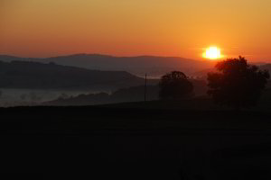 Sonnenaufgang mit Nebel