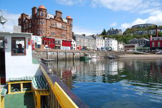 in Oban am Hafen