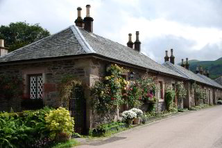 Luss Luss