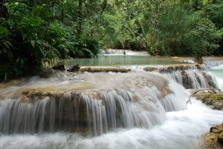 Kuang Si Wasserfälle