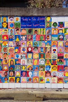 Bild: Die Kachelwand Bild: Die Kachelwand