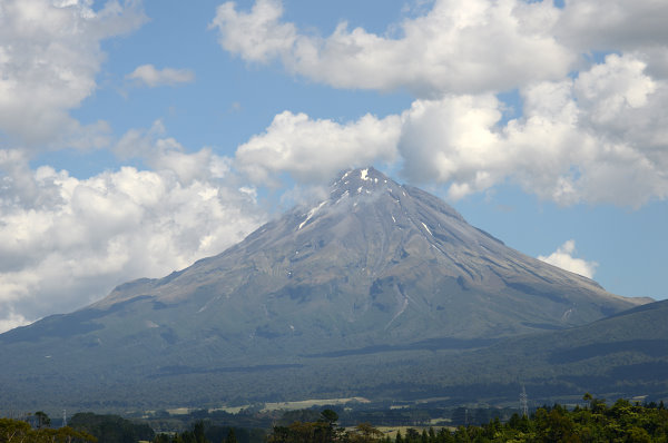 Mount Taranaki in seiner ganzen Pracht