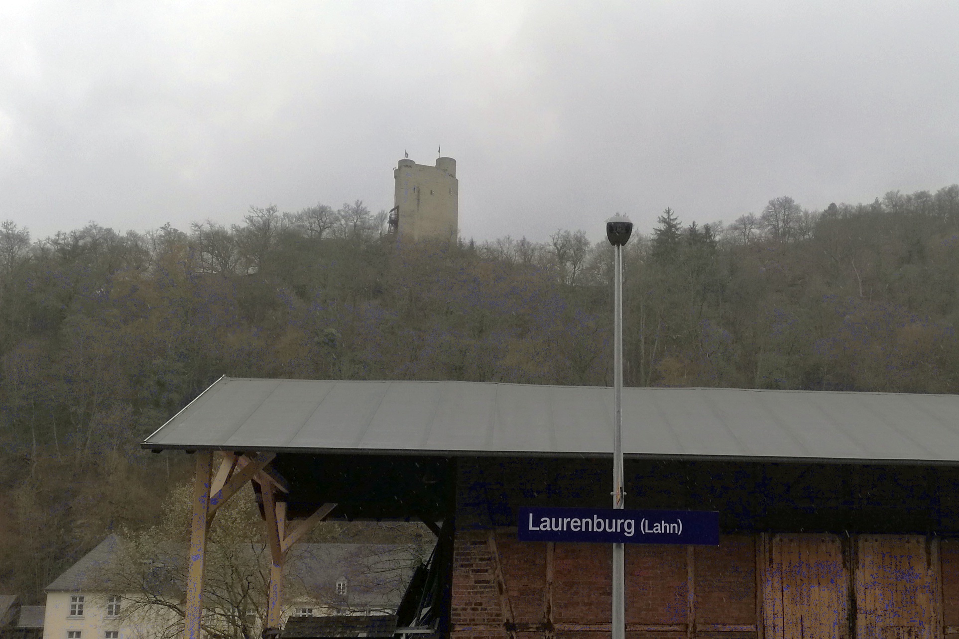 Bild: Am Bahnhof in Laurenburg