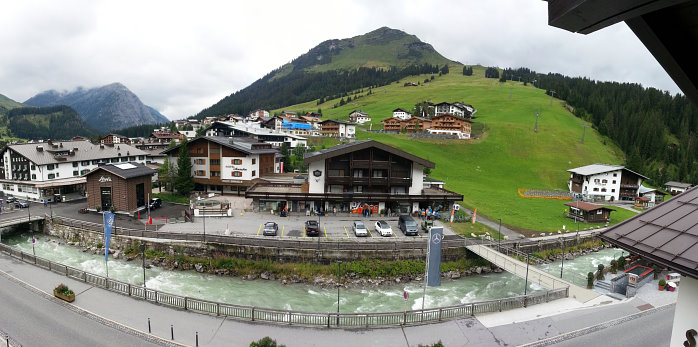 Bild: Lech von unserem Zimmer aus im Tannberger Hof