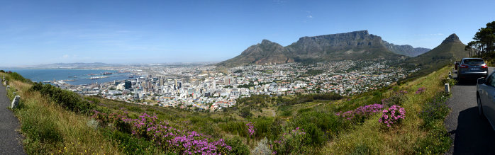 Bild: Blick vom Signal Hill über den Lion´s Head auf den Tafelberg und Kapstadt Bild: Blick vom Signal Hill über den Lion´s Head auf den Tafelberg und Kapstadt