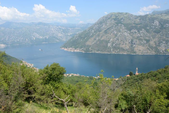 Schöner Blick auf die Bucht von Kotor