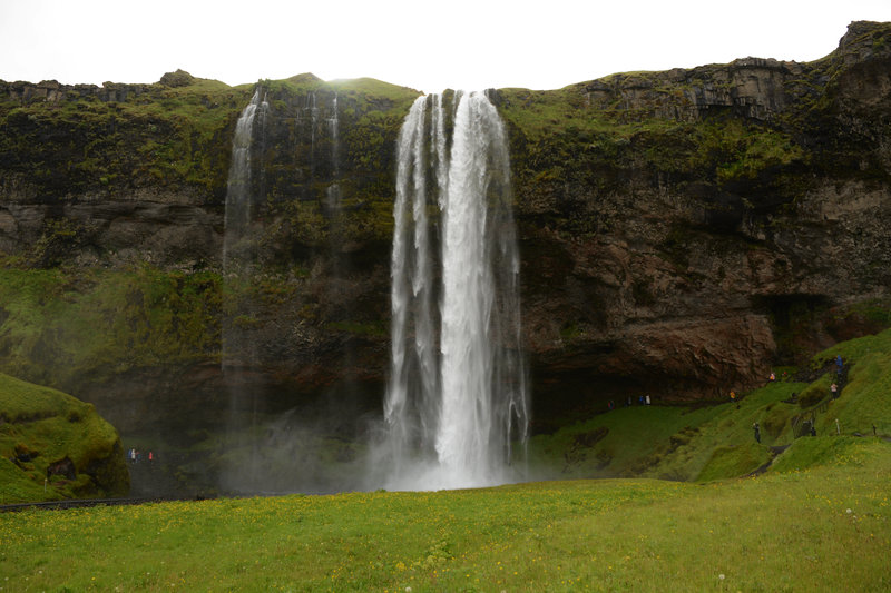 Am Seljalandsfoss